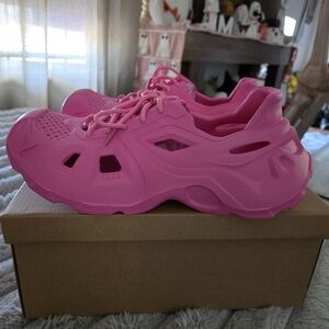 Wallis Women's Bright Pink Sandals